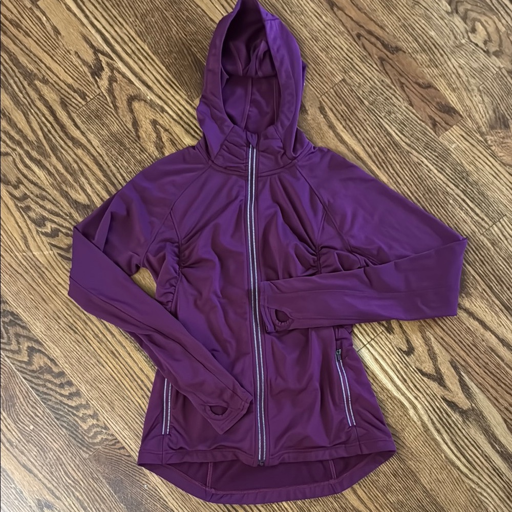 Athleta eggplant Hooded athletic Jacket with Thumbholes and Slim Fit